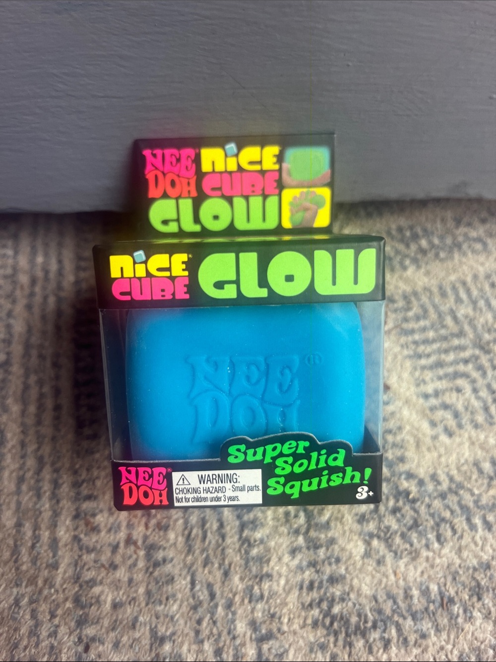 Needoh nice cube glow blue